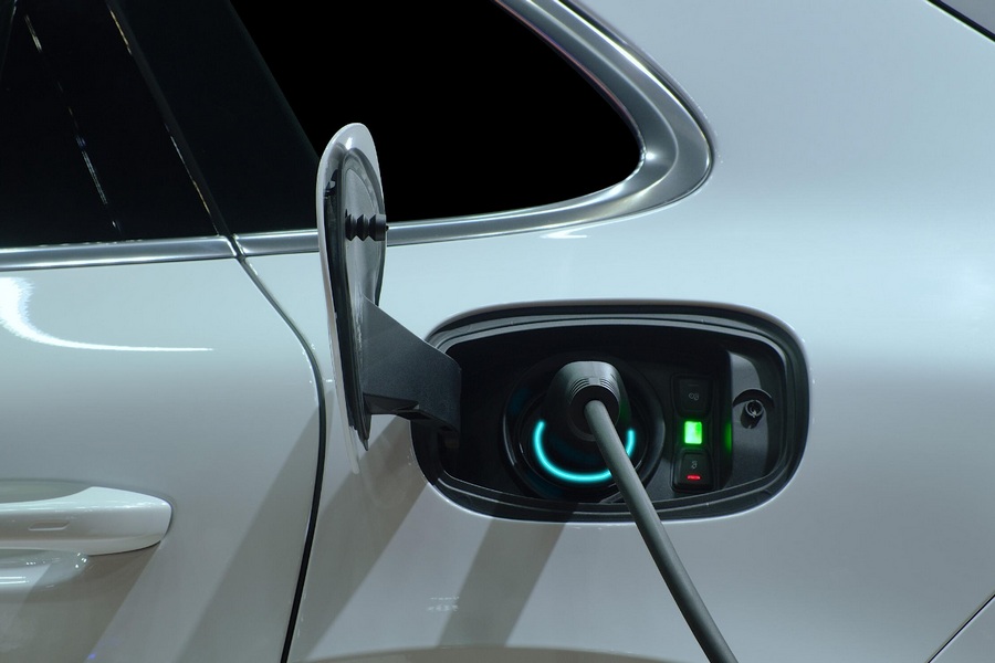 How to Charge Your Electric Car? Tips and Tricks
